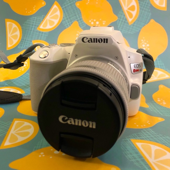 Canon EOS SL3 / 250D / Kiss X10 - Picture 1 of 11